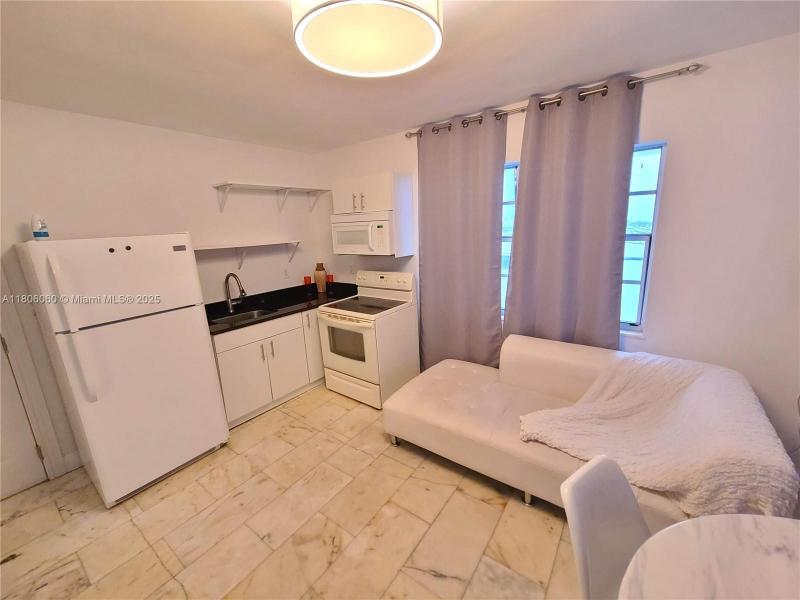 Property photo # 4