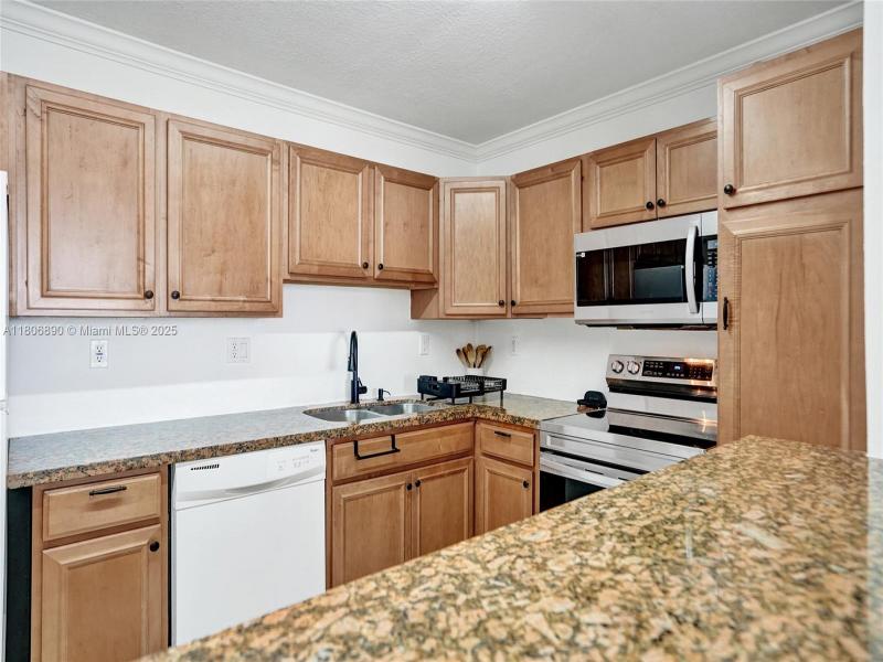 Property photo # 8