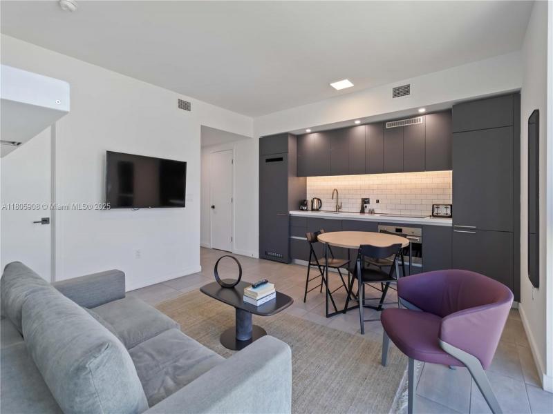 Property photo # 2