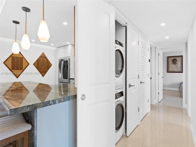 Condo for sale at Oxford Towers 1005