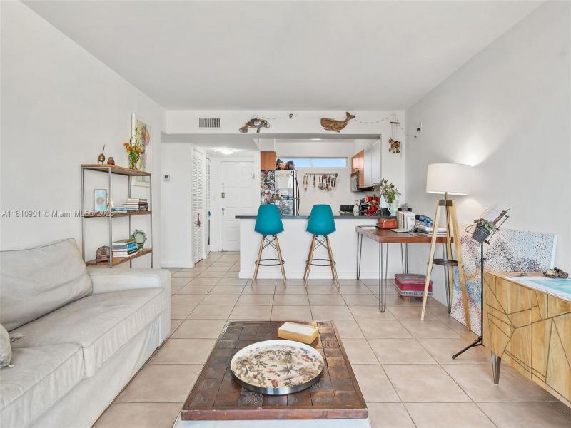 Property photo # 9