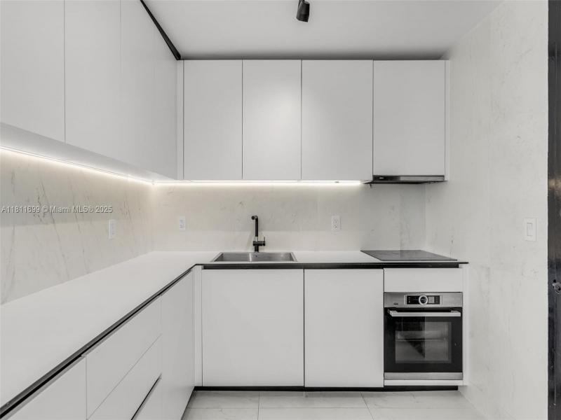 Condo for sale at Palm Bay Condo 6C