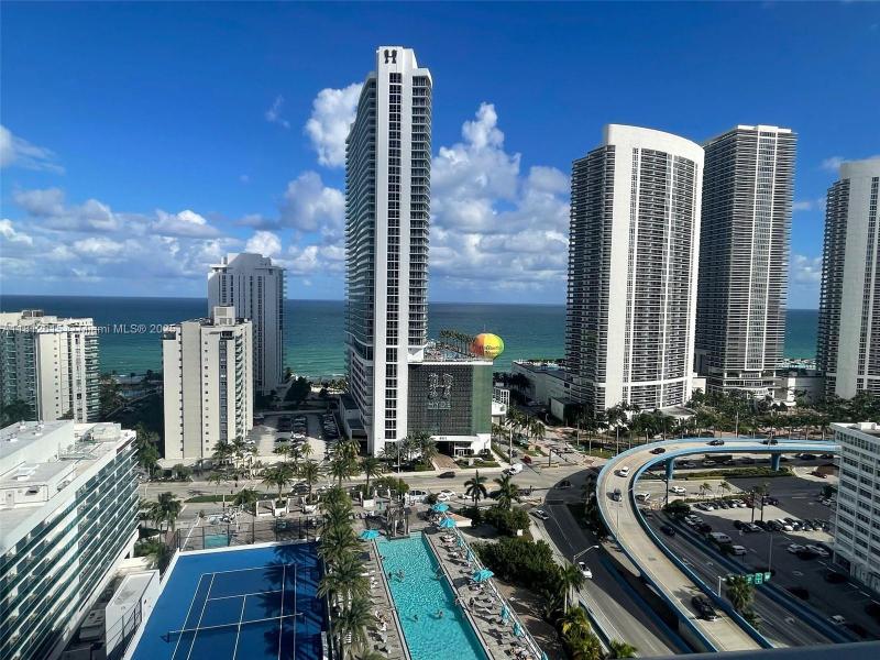 Hyde Beach House Apt #R1705