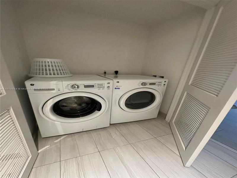 Condo for sale at Hyde Beach House R1707