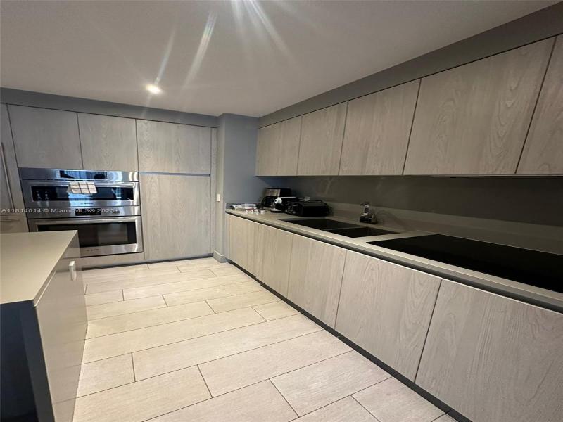 Condo for sale at Hyde Beach House R1707