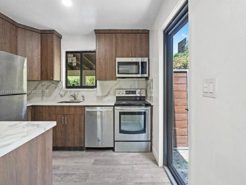 Property photo # 7