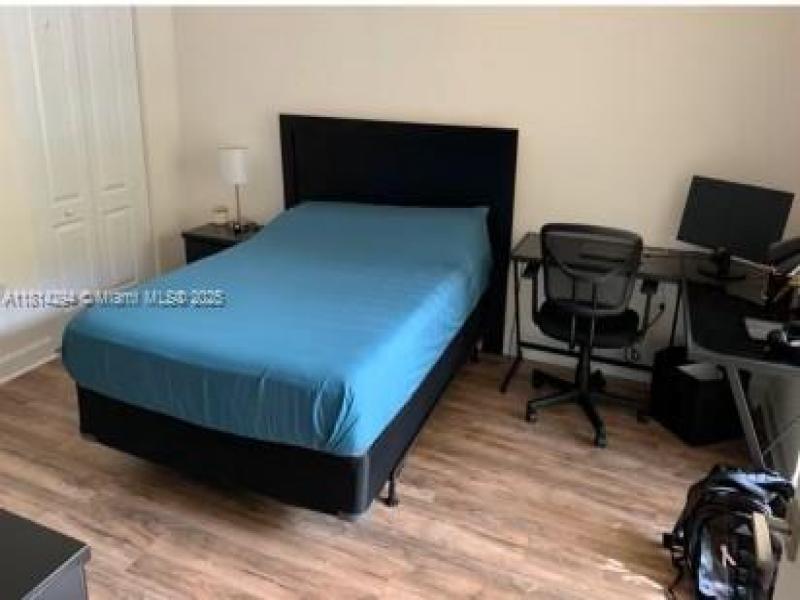 Property photo # 4