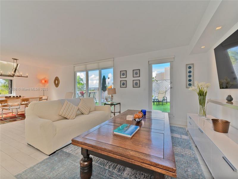 Property photo # 4