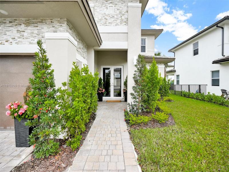 Property photo # 3
