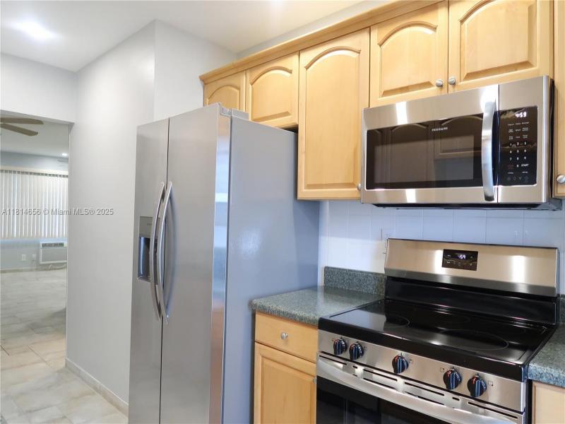Property photo # 9