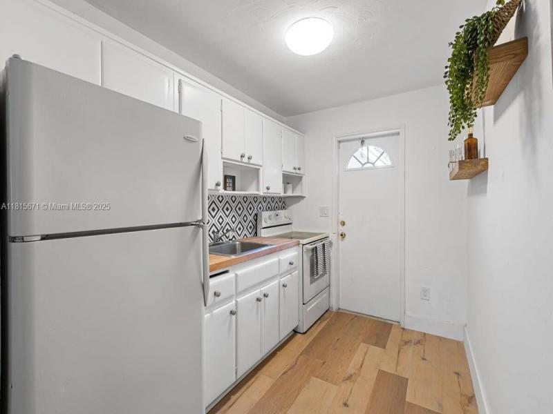 Property photo # 8