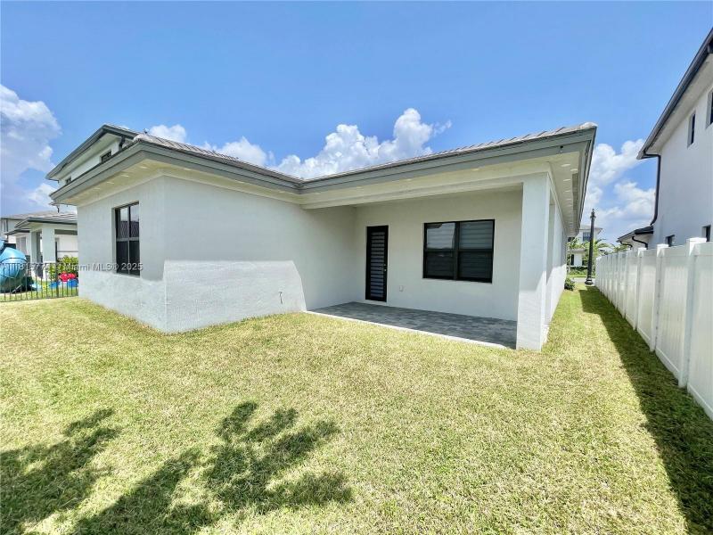 Property photo # 8