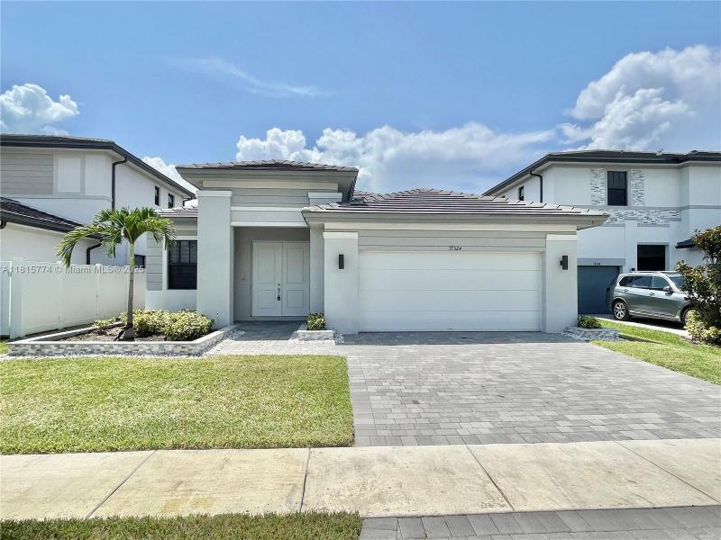 Property photo # 0