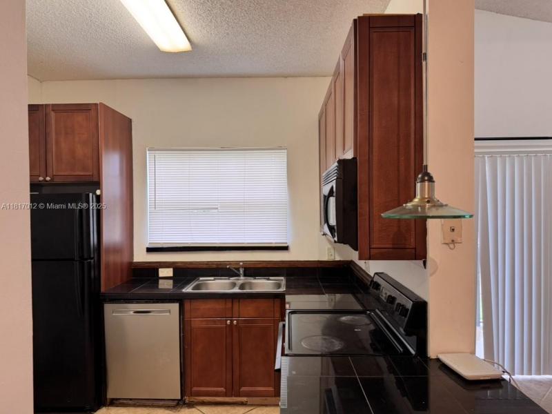 Property photo # 8