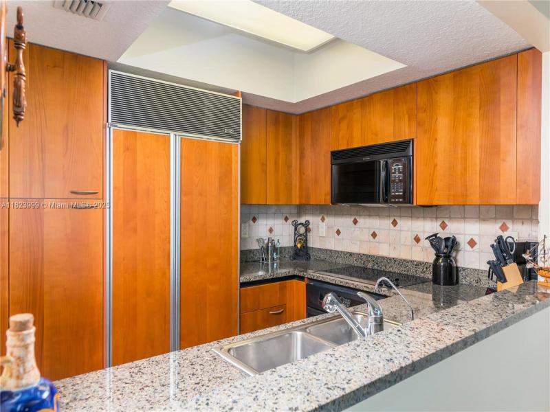 Property photo # 4