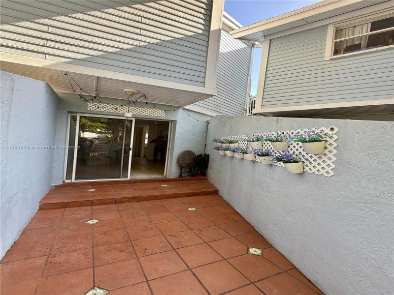 Property photo # 2