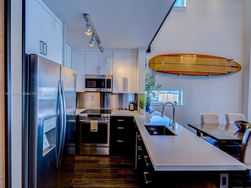 Property photo # 9