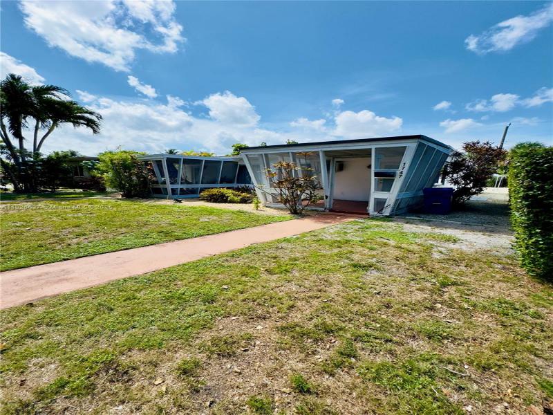 Property photo # 0