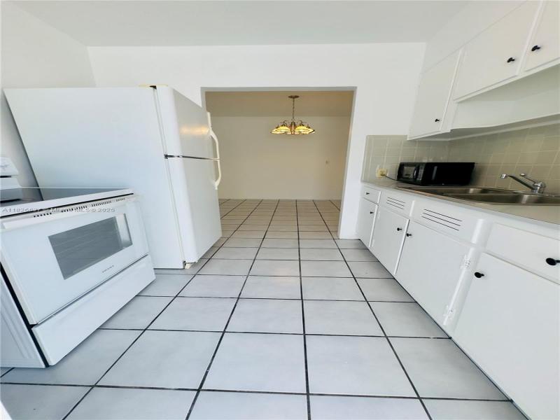 Property photo # 7