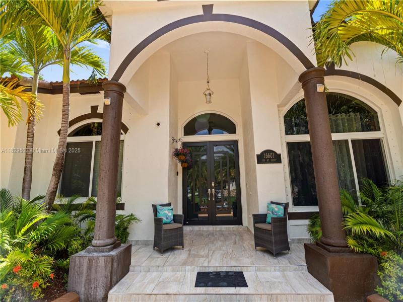 Property photo # 6