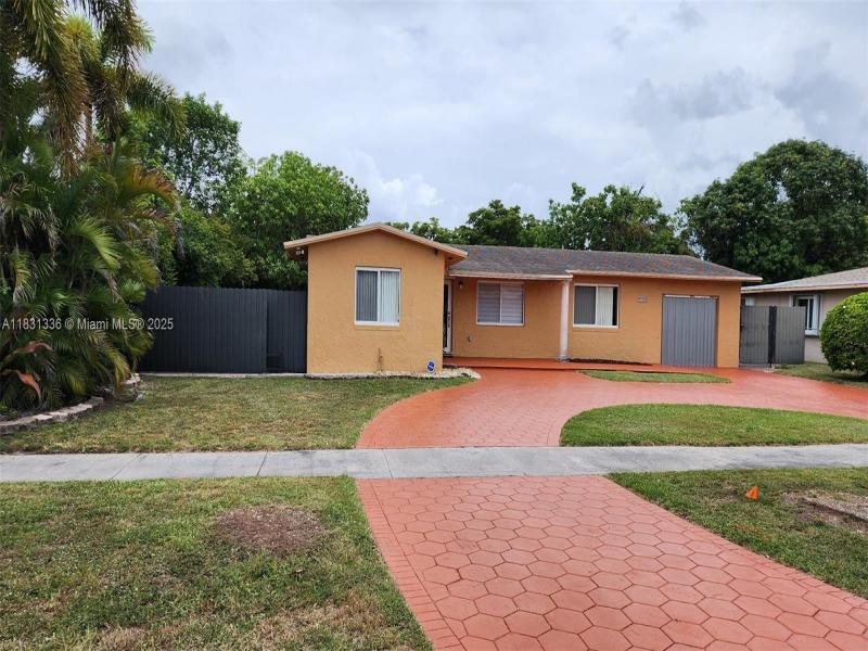 Property photo # 0