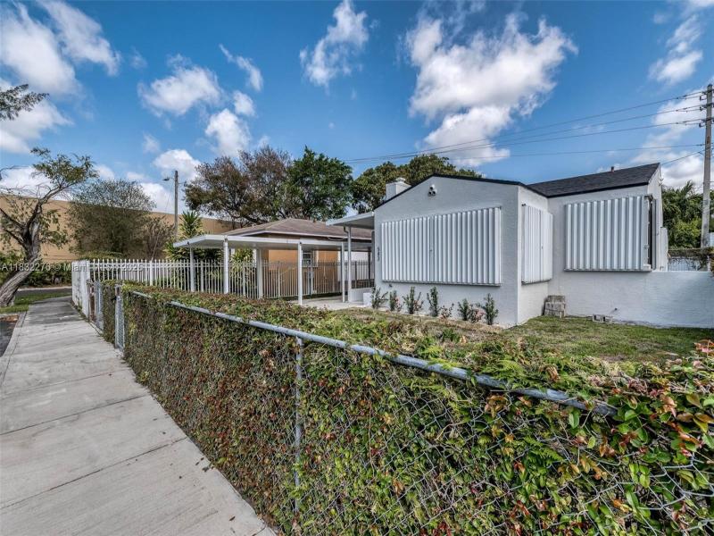 Property photo # 4