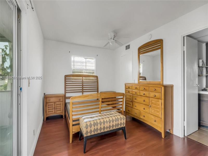 Property photo # 4