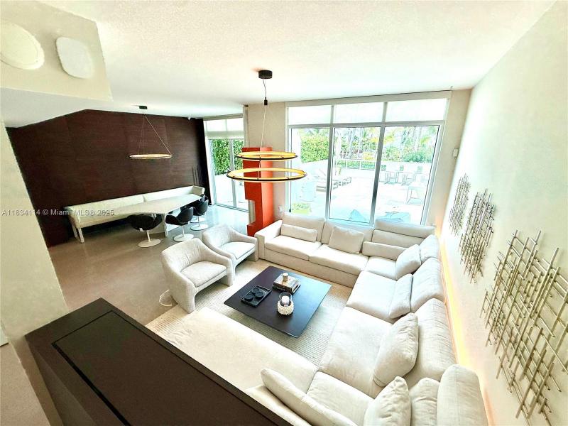 Property photo # 0