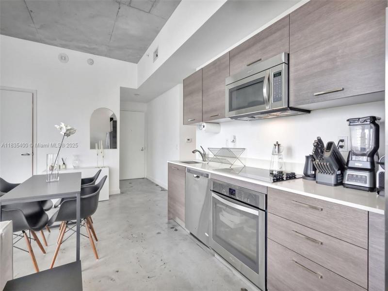 Property photo # 9
