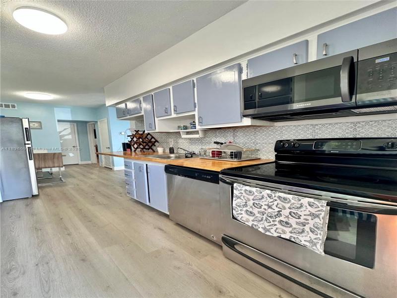Property photo # 6