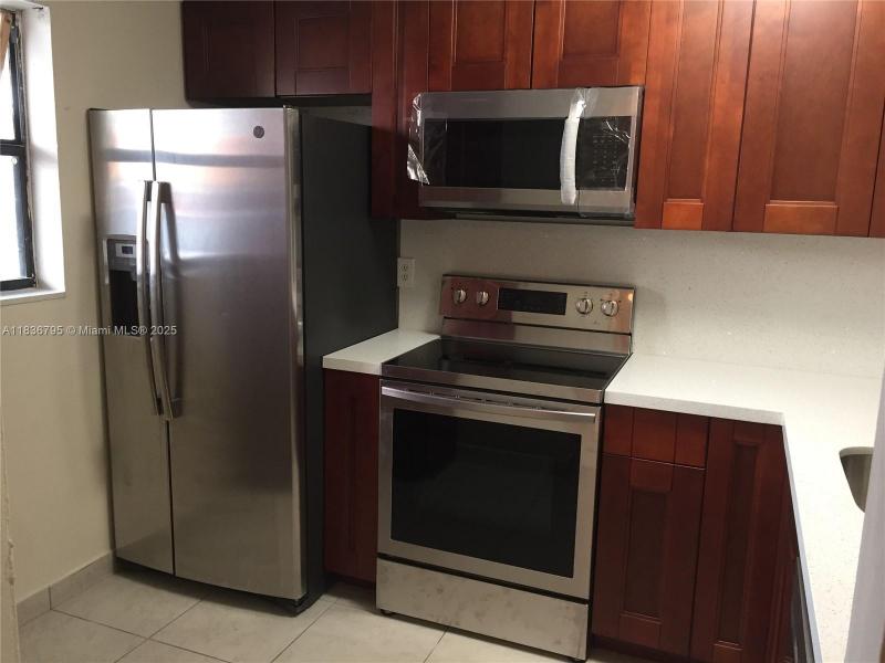 Property photo # 9