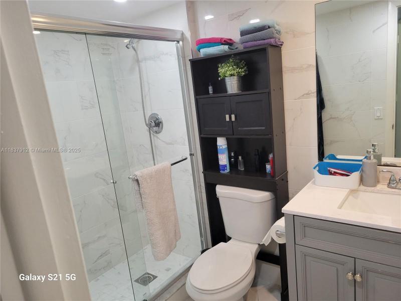 Condo for sale at Plaza Towers South 1407