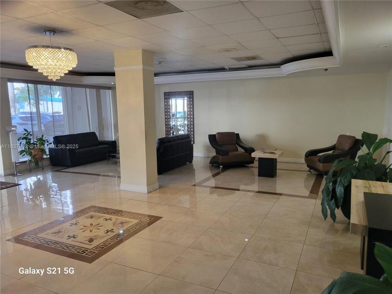 Condo for sale at Plaza Towers South 1407