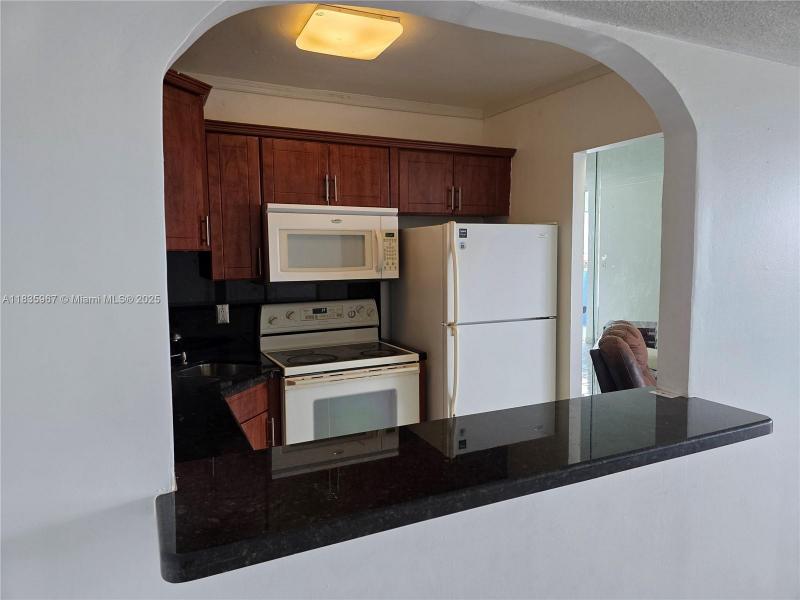 Property photo # 4