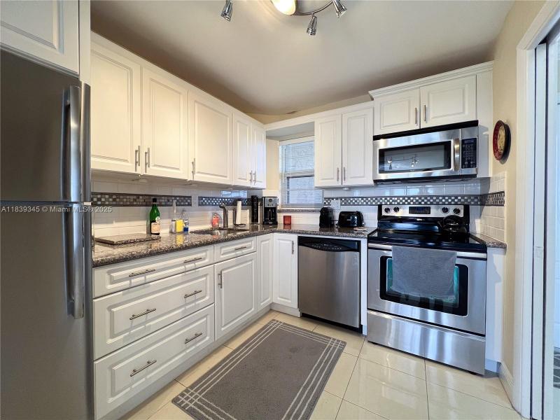 Property photo # 9