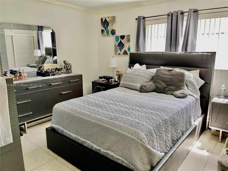 Property photo # 9