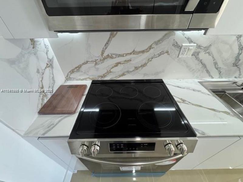 Apartment for rent at Del Prado South Tower 1202