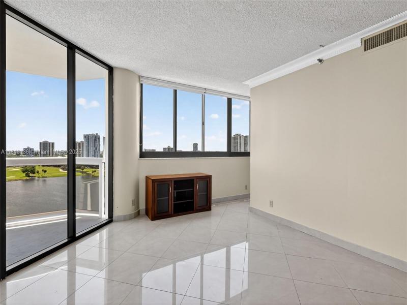 Comprar apartamento en The Landmark 1405