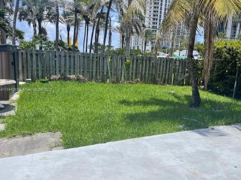 Property photo # 9