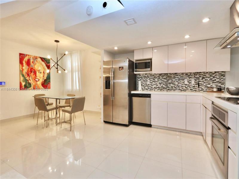 Property photo # 2