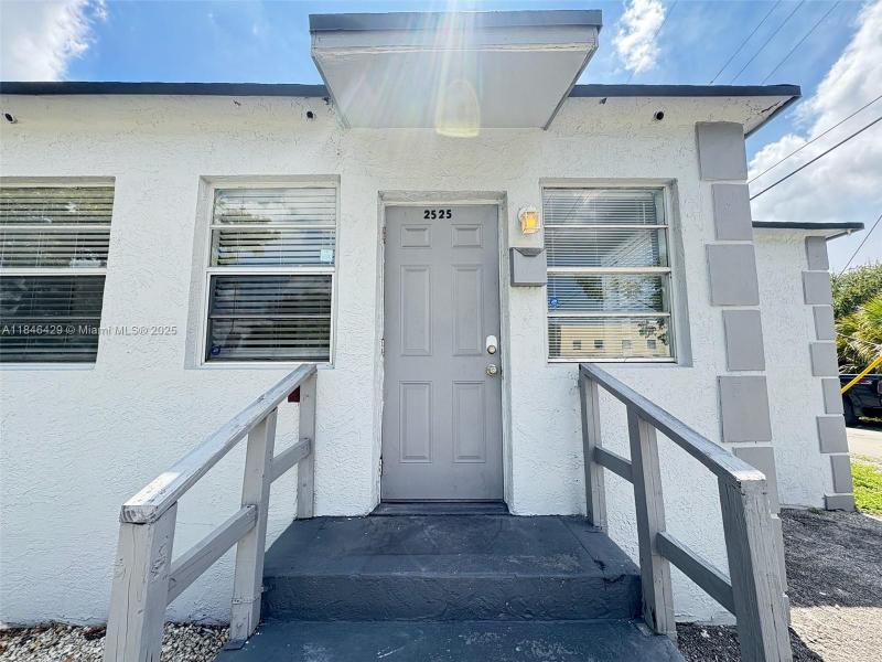 Property photo # 4