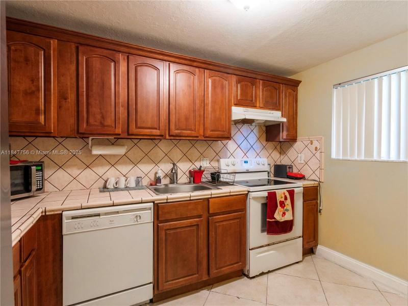 Property photo # 2