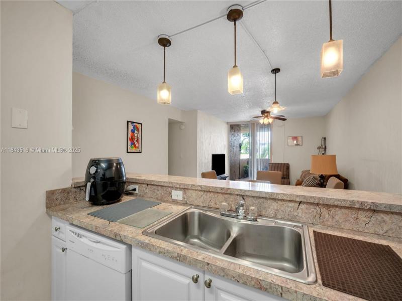 Property photo # 4