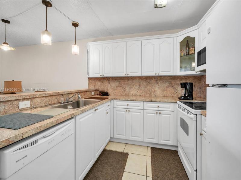 Property photo # 3