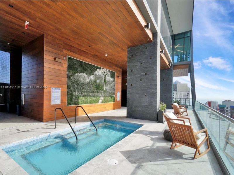 Property photo # 6