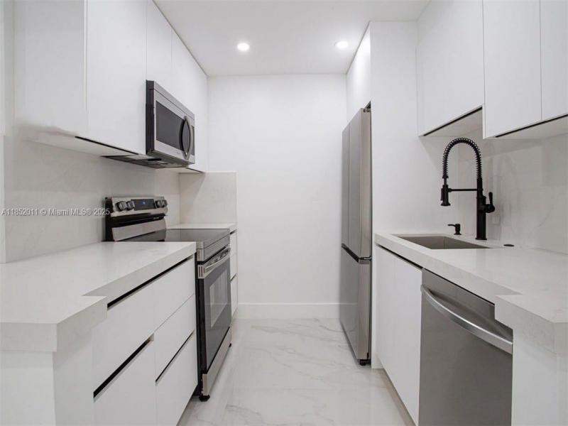 Property photo # 9