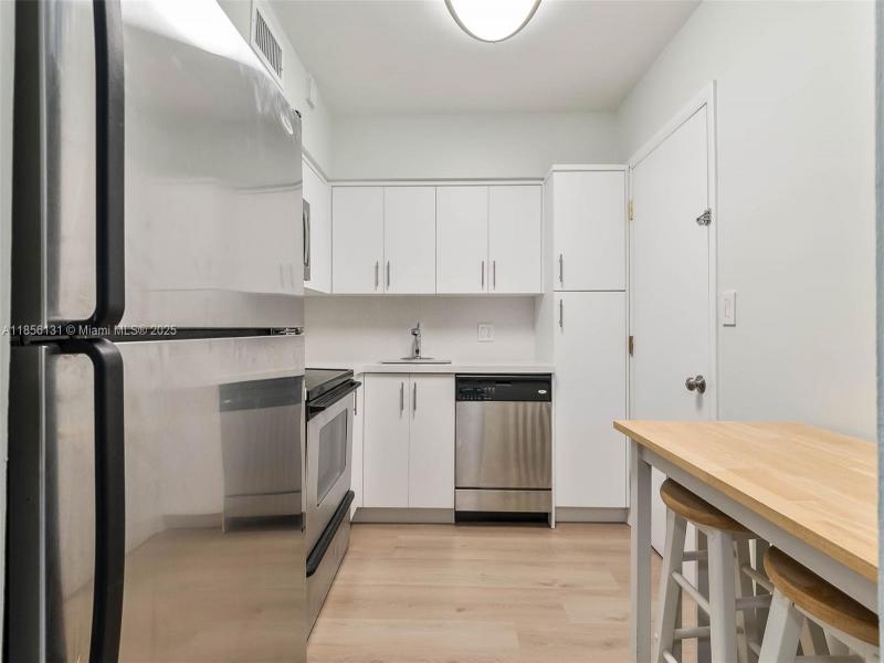 Property photo # 6