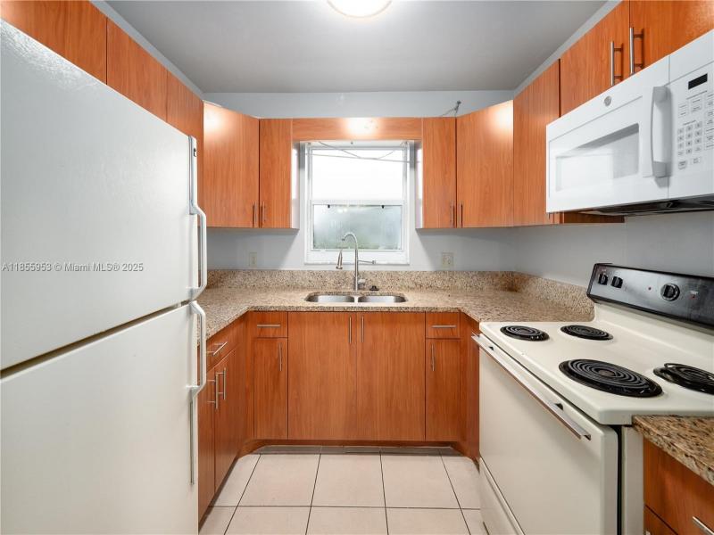 Property photo # 0