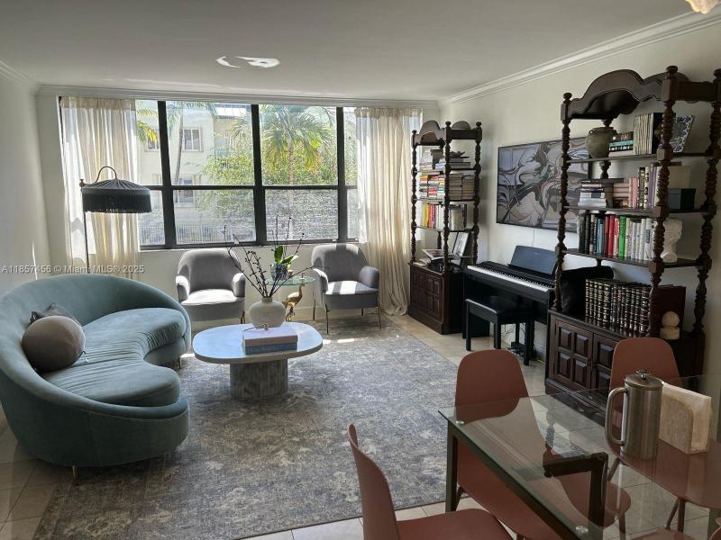 Property photo # 0