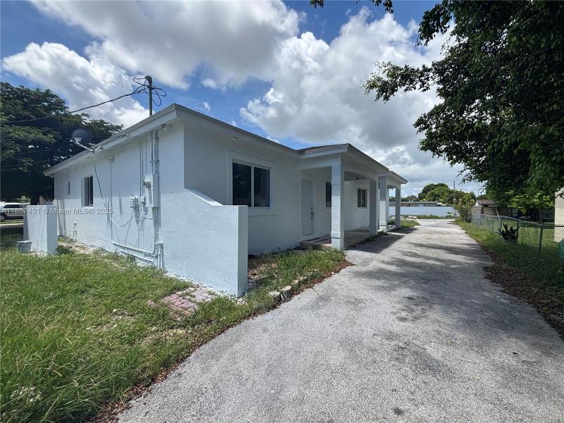 Property photo # 0